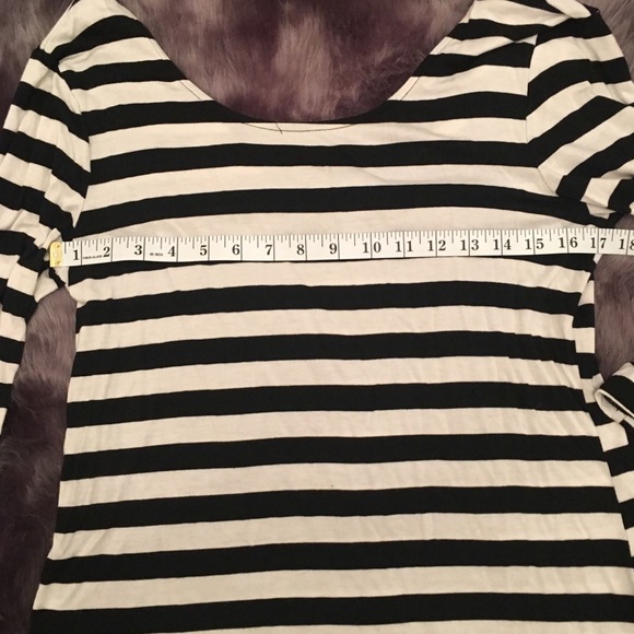 Long Sleeve or 3/4 Sleeve Striped Top. - Picture 4 of 8